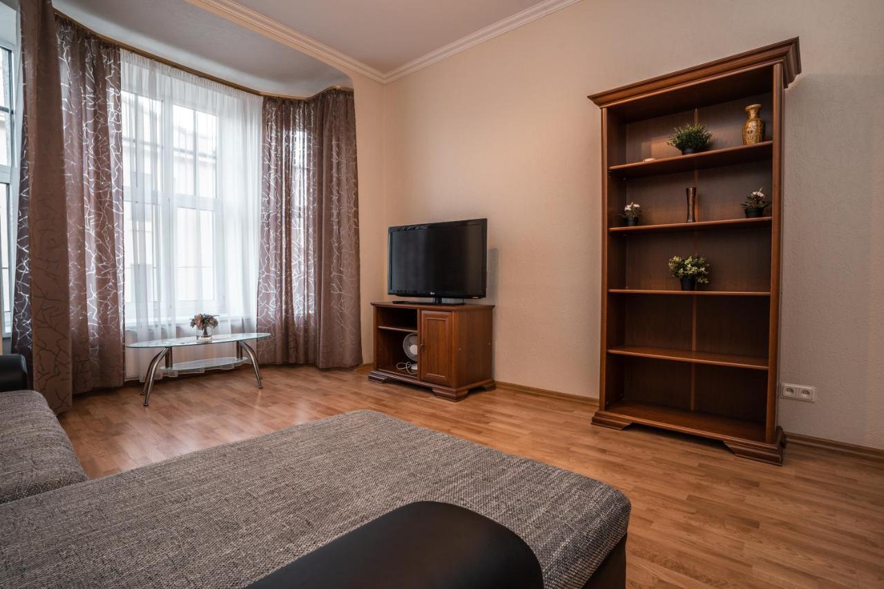 Lacplesa Central Apartments Riga Esterno foto
